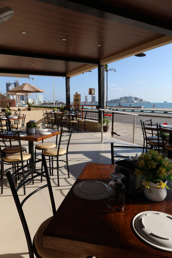 Restaurante en Culiacán, Sinaloa. Hotel Sands Las Arenas.